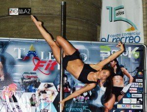 Fundavida (Poledance) en Expo Talento Fitness 04