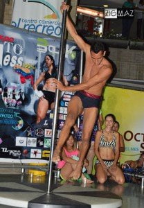 Fundavida (Poledance) en Expo Talento Fitness 02