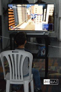 Expogame Fest 2015, Gamer jugando Spiderman