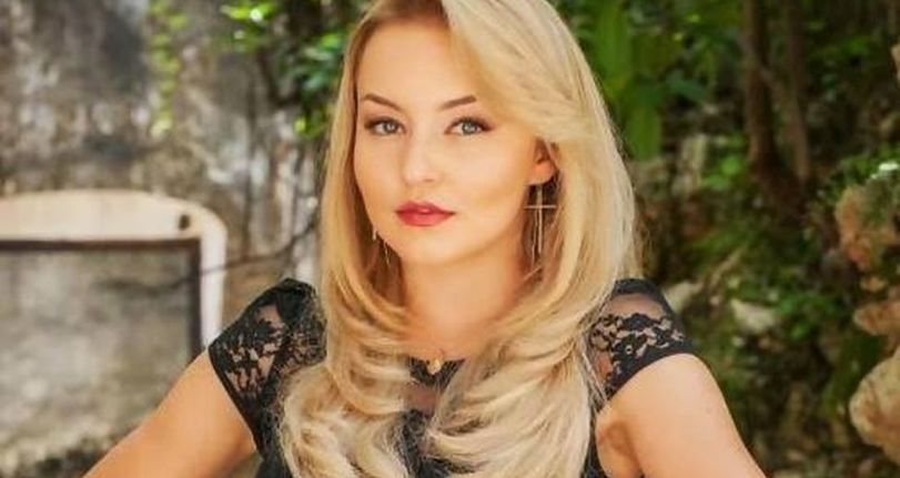 Angeline Boyer tiene una doble 01