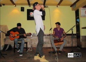 Doble Dshow intimo en acústico con sus músicos