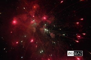Uriji lanzamiento, Fireworks