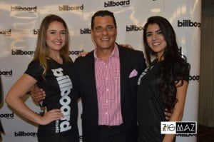 Sergio Novelli y promotoras Billboard