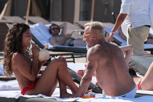 Gianluca Vacchi chats up topless girls in Miami