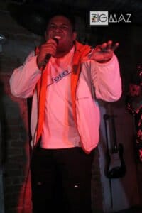 Fei 'Alienígena' en La Quinta Bar 03