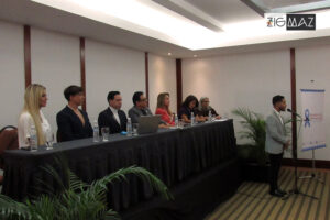 Zigmaz-SAV gala desfile 75 aniversario 02