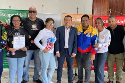 Colegio de Odontologos de Venezuela y Fundaesperanza
