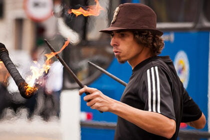 Día Mundial del malabarista- Malabarista de Rua
