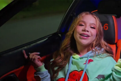 Anny lanzo album Once Once