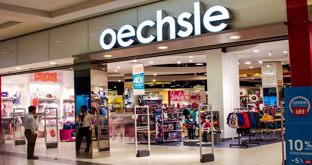 Oeschle en Plaza norte Perú